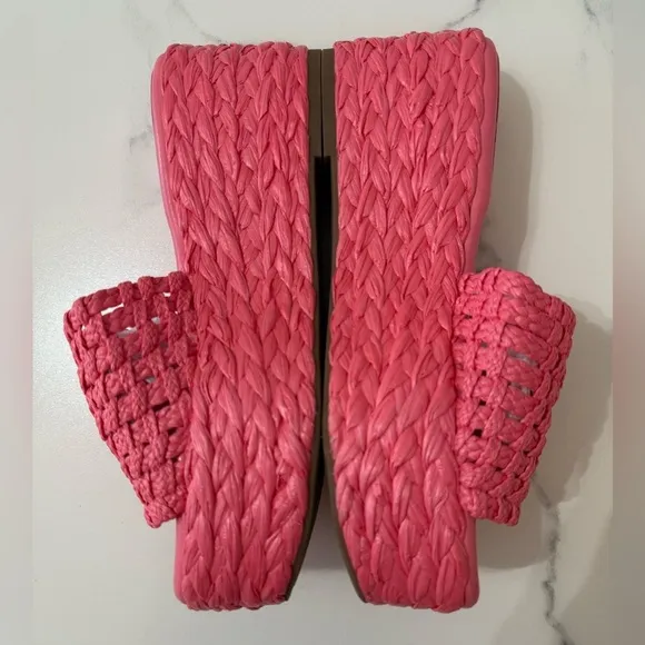 Mark Fisher Priya Pink Woven Slide Sandals. Size 9.