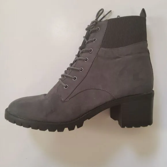Market &amp; Spruce Combat Lace Up  Ankle Boots Booties Size 10 Grey NWOT