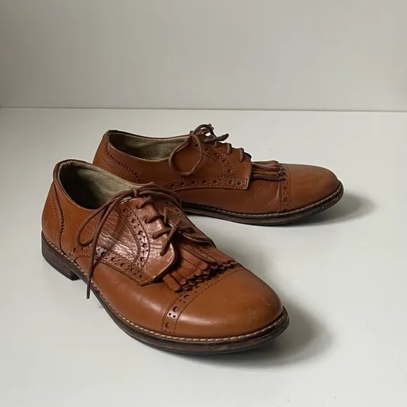 Massimo Dutti Girls’ Brown Leather Shoes with Removable Kiltie Tassle