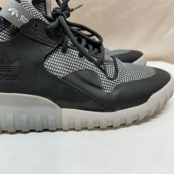 Men’s Adidas Gray and Black Tubular x High Cut Tennis Shoes Size 9