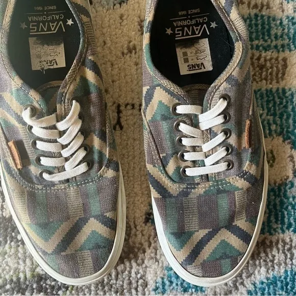 Men’s Aztec Vans California flats shoes