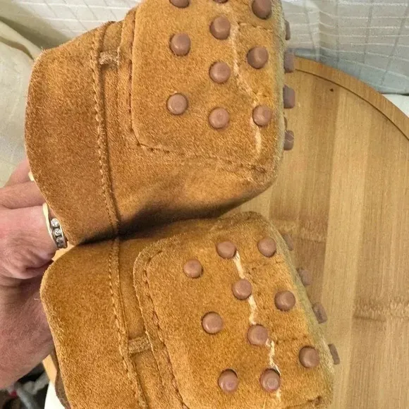 Men’s Jack Erwin size 10 tan suede Leather moccasin Slipper driving Shoes