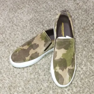 Men's Johnston &amp; Murphy Anson Slip- Camouflage Shoes Size US 10.5 M. NWOB.
