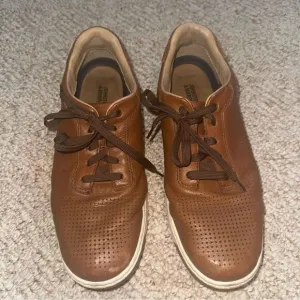 Men’s Johnston &amp; Murphy Tan Leather Shoes Sneakers size 10