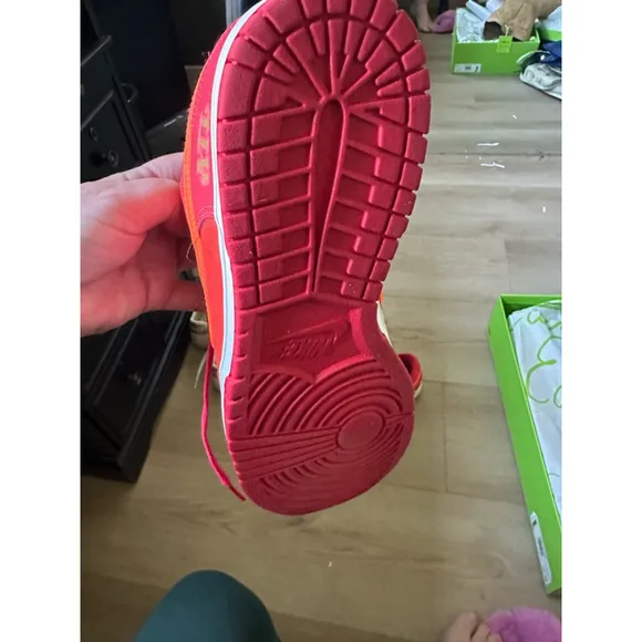 Men's Nike Dunk Low ATL Shoes Size 9 Red/Orange