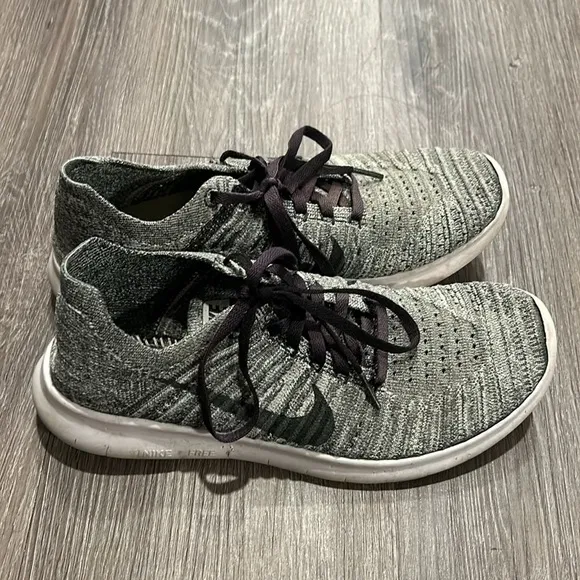 Men’s Nike Free Rn Flyknit Gray Athletic/Running Shoes Size 7