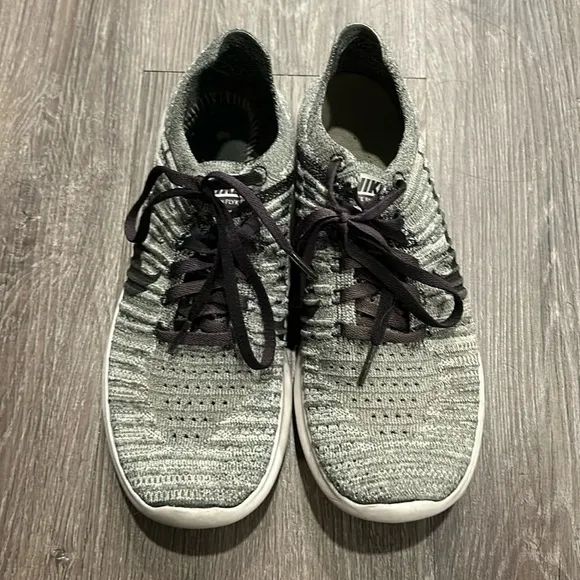 Men’s Nike Free Rn Flyknit Gray Athletic/Running Shoes Size 7