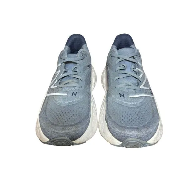 Men’s New balance fresh foam more athletic running shoes size 15 D blue