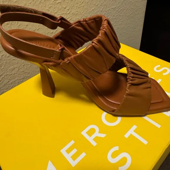 Mercedes Castillo Women's Brown Heeled Sandals, Size 8.5