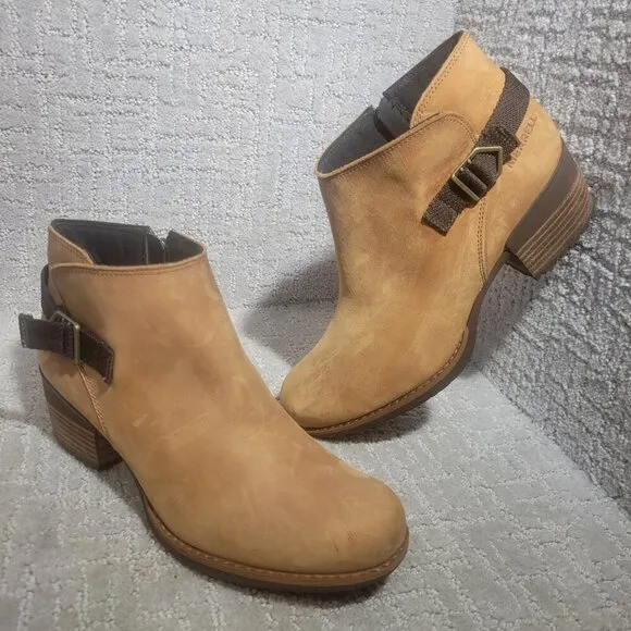 Merrell Shiloh Women's Size 9 Brown Leather Buckles Pull On Ankle Boots J001724
