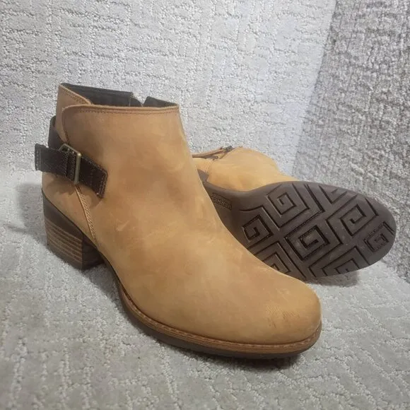 Merrell Shiloh Women's Size 9 Brown Leather Buckles Pull On Ankle Boots J001724