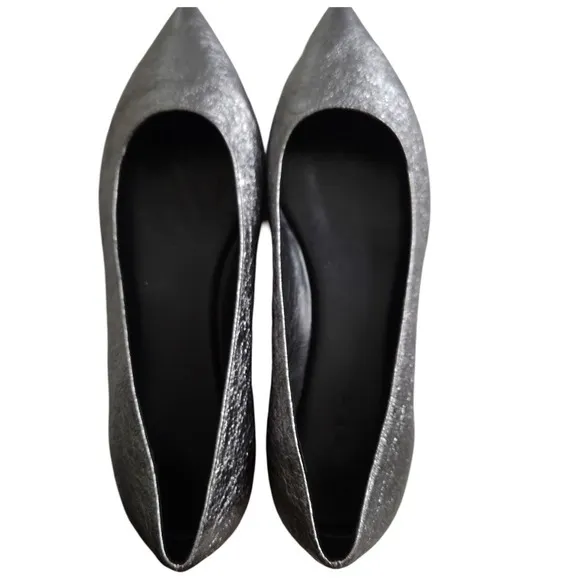 M.Gemi Esatto Gunmetel Crinkle Italian Leather Flats Sz 9