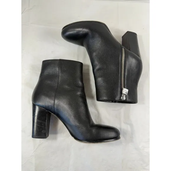 Michael Kors Black Leather Heeled Ankle Boots Women's Size 10