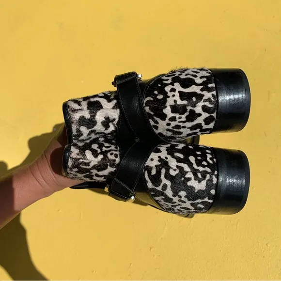 MICHAEL KORS cow print leather ankle booties boots shoes size 7M