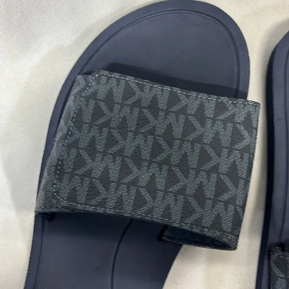 Michael Kors Navy Slide Eva sole velcro adjustable sandal slip in shoes size 8