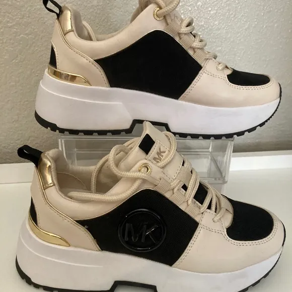 Michael Kors Women's Cosmo Two-Tone Trainer size  5M
