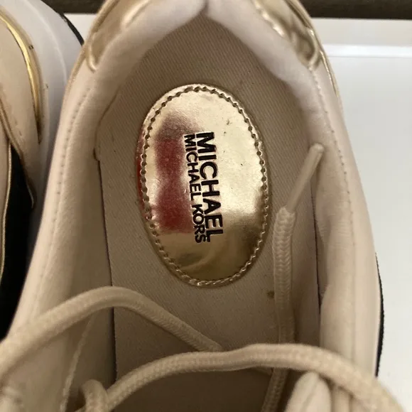 Michael Kors Women's Cosmo Two-Tone Trainer size  5M