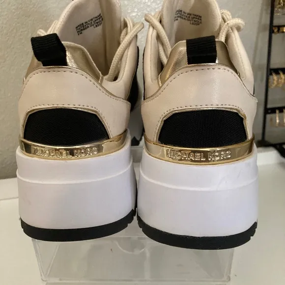 Michael Kors Women's Cosmo Two-Tone Trainer size  5M