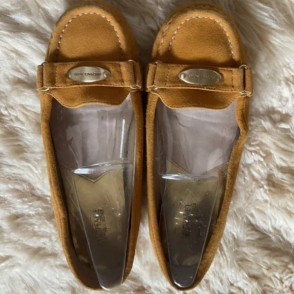 MICHAEL KORS YELLOW MUSTARD SUEDE WOMEN MOCCASINS FLAT SHOES SIZE US 9
