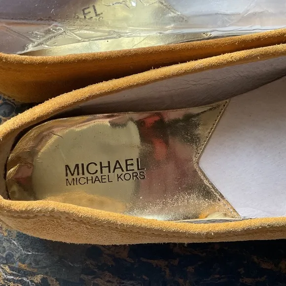 MICHAEL KORS YELLOW MUSTARD SUEDE WOMEN MOCCASINS FLAT SHOES SIZE US 9