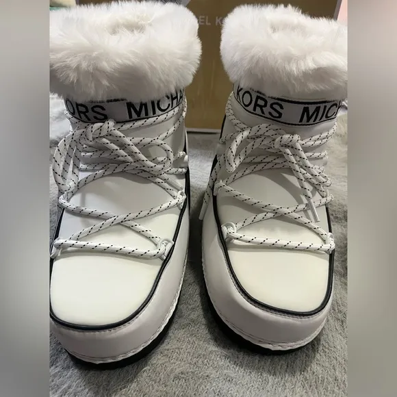 MICHAEL Michael Kors • Zelda Nylon Snow Boot • Women’s