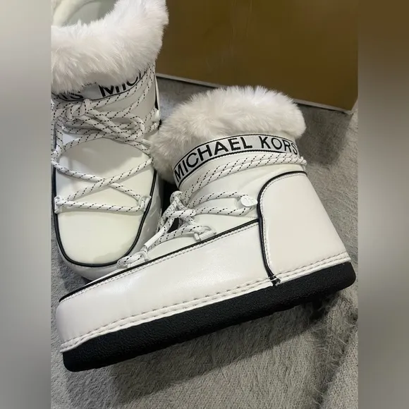 MICHAEL Michael Kors • Zelda Nylon Snow Boot • Women’s
