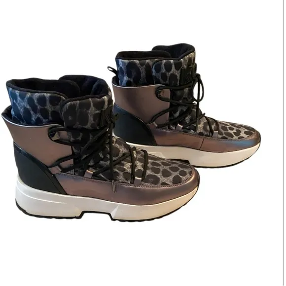 MICHEAL KORS WOMEN’S LEOPARD PRINT SNOW BOOTS SIZE 8