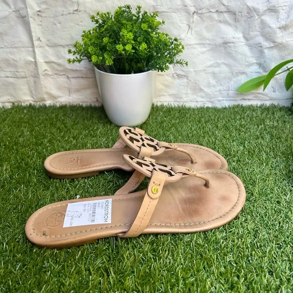 MILLER SANDAL makeup women size 10 gently worn