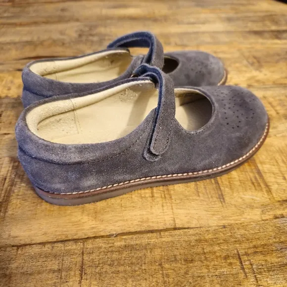 Mini Boden Mary Jane Shoes Gray Suede Leather  Size 31   US SIZE 13