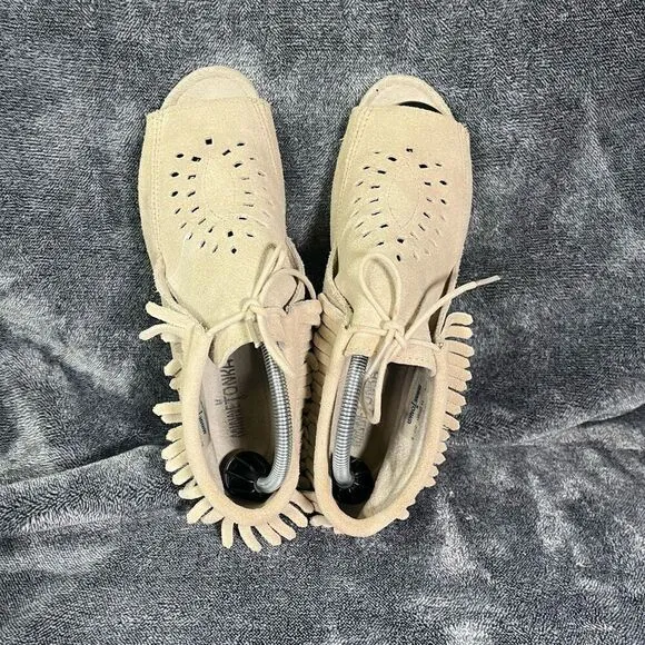 Minnetonka Lyra Fringe Flats  Suede Women’s 11