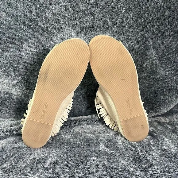 Minnetonka Lyra Fringe Flats  Suede Women’s 11