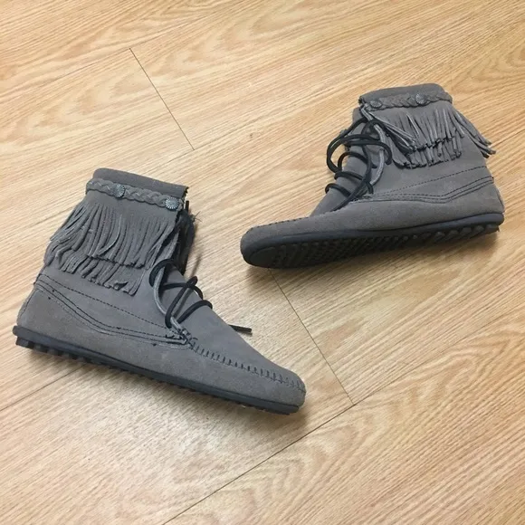 Minnetonka moccasin gray fringe tramper bootie