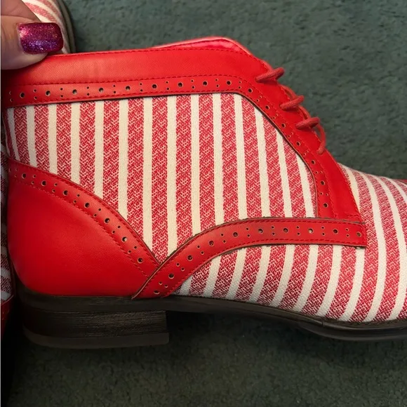 Montique S-1982 Mens Red Striped Ankle Boots Size 13