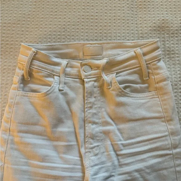 MOTHER The Hustler High-Rise Ankle Fray Jeans