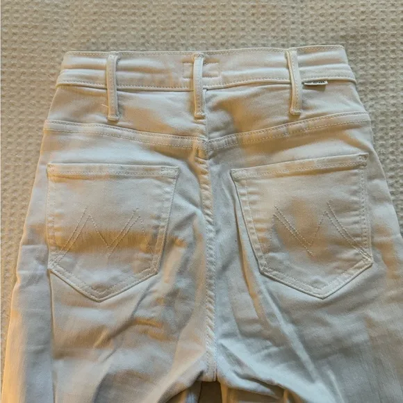 MOTHER The Hustler High-Rise Ankle Fray Jeans