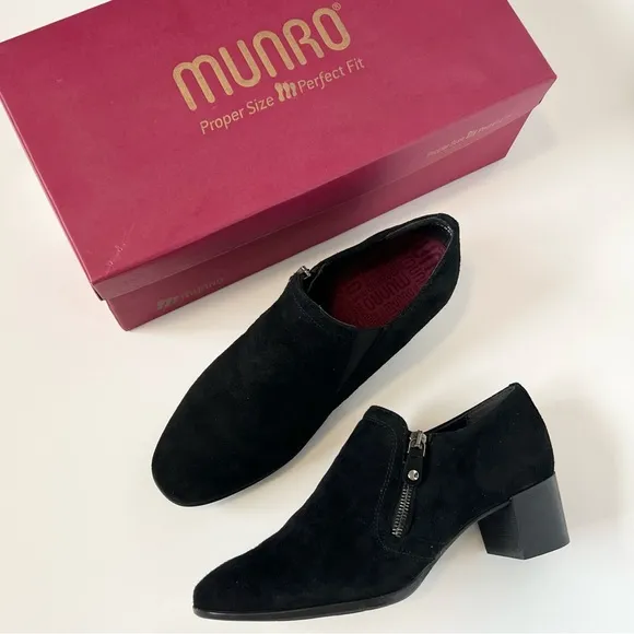 Munro Annee black suede heeled booties Low heel boots Comfort boots Size 8WW