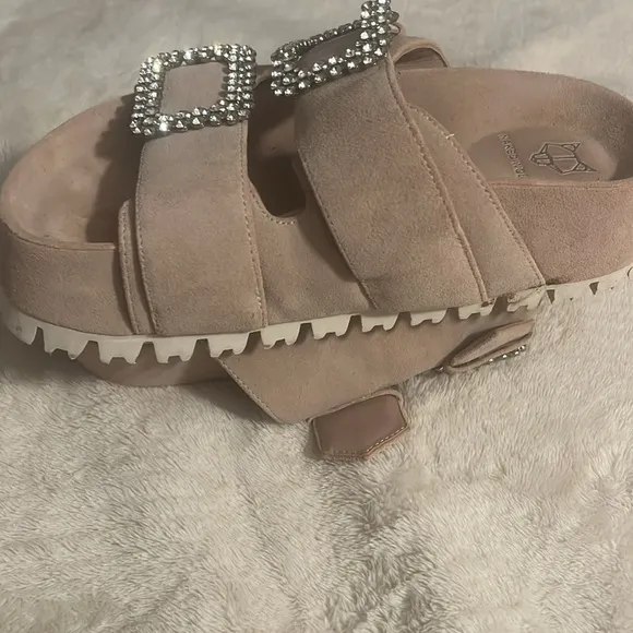 Naked Wolfe Sparkling Sandals women’s size 7