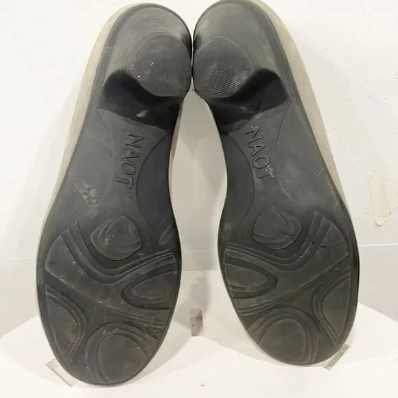 Naot Gray Genuine Suede Lace Up Oxford Shoes Womens Sz 38 US 7.5 Heels Preppy