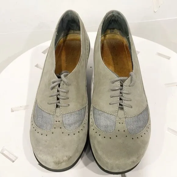 Naot Gray Genuine Suede Lace Up Oxford Shoes Womens Sz 38 US 7.5 Heels Preppy