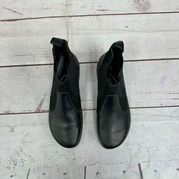 Naot Konini Ankle Boot Black Raven Crackle Leather Shoe Women's Size 37 / 6 US