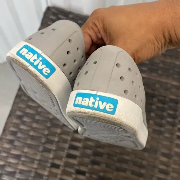 Native Jefferson kid shoes children’s size 12
