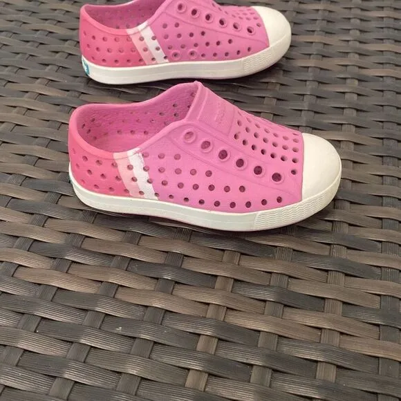 Native Jeffersons shoes kids size 6