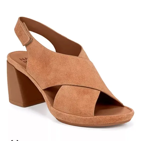 NATURALIZER Genn-Leap Slingback Sandals
