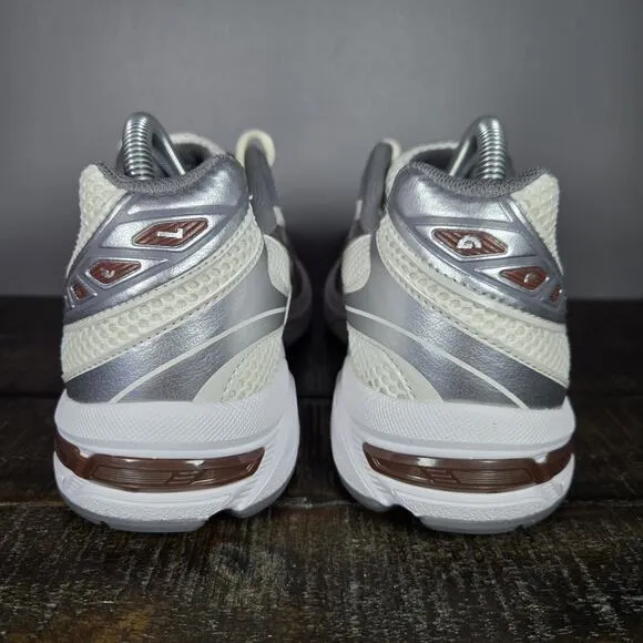NEW ASICS Gel 1130 Womens Size 10 Running Shoe 1202A164 White Cream Brown Silver