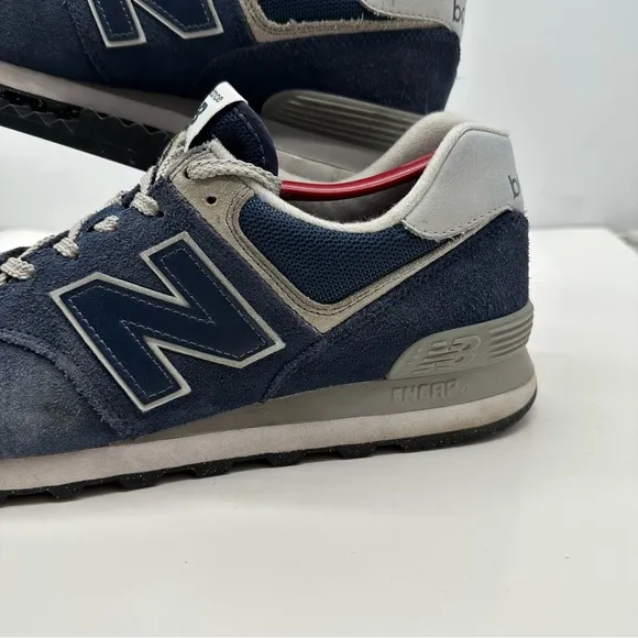 New Balance 574 Mens 11.5 Classic Core Navy Running Shoes Sneakers Blue ML574EVN