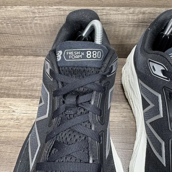 New Balance 880 v14 Black Mens US Size 10.4 EUR 44.5 M880B14 Running Shoes