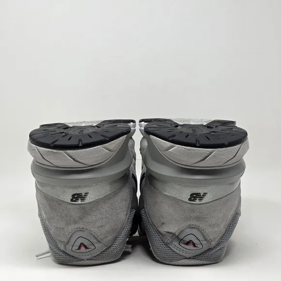 New Balance 990v5 Men's Size 14D Gray Suede Low Top Athletic Shoes M990GL5