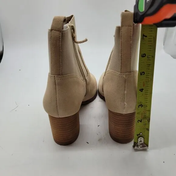 New Beige Leather ankle Boots Violet &amp; Red Loaded Stacked Heel Neutral Size 8.5