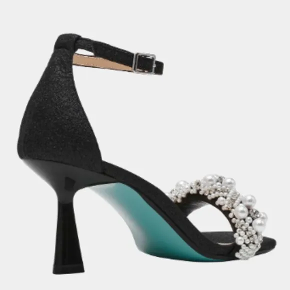 new BETSEY JOHNSON    Milo Heeled Sandals (251)