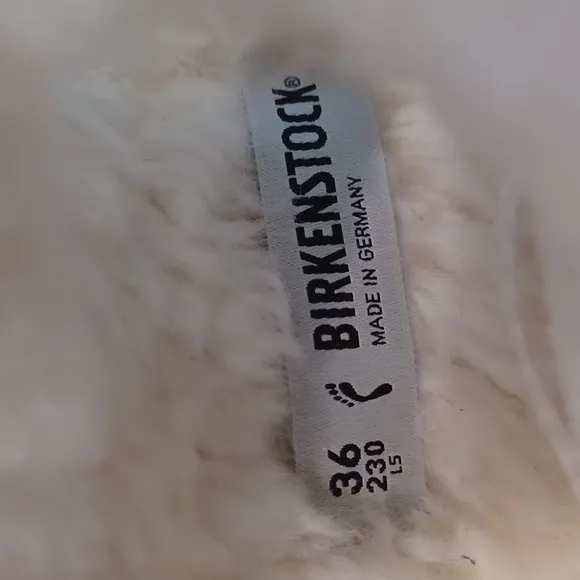 NEW Birkenstock Pink Suede Arizona Fur lined Size 36